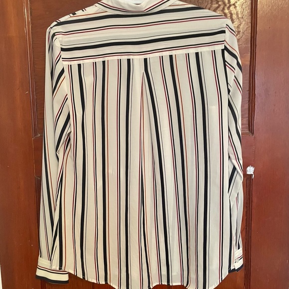 RW&CO blouse - Picture 2 of 2